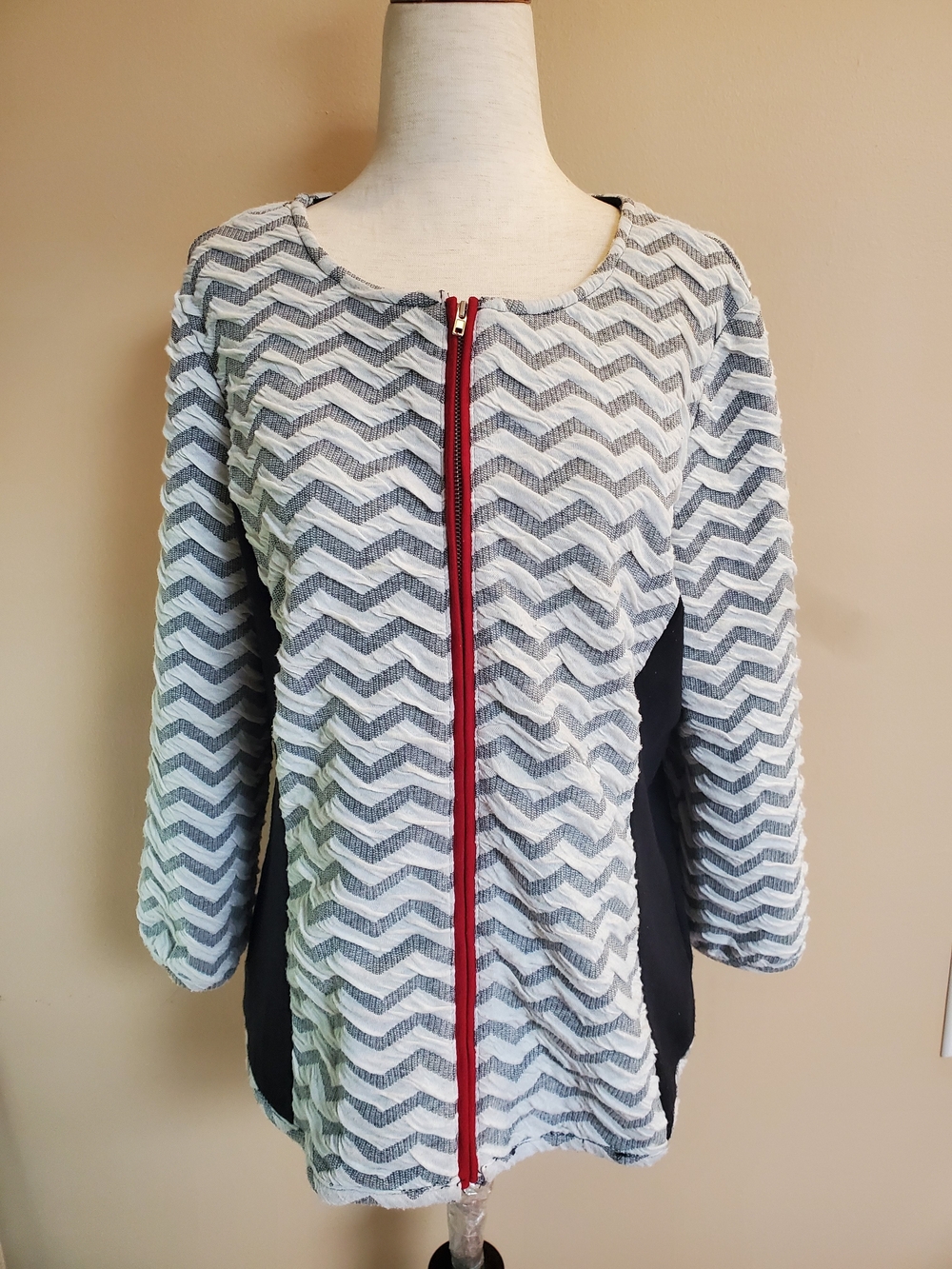 Pixley Gray & White Chevron Zip Jacket with Red Trim